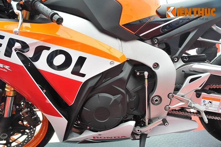 Sieu moto Honda CBR1000RR Repsol 2015 chinh hang tai VN-Hinh-16